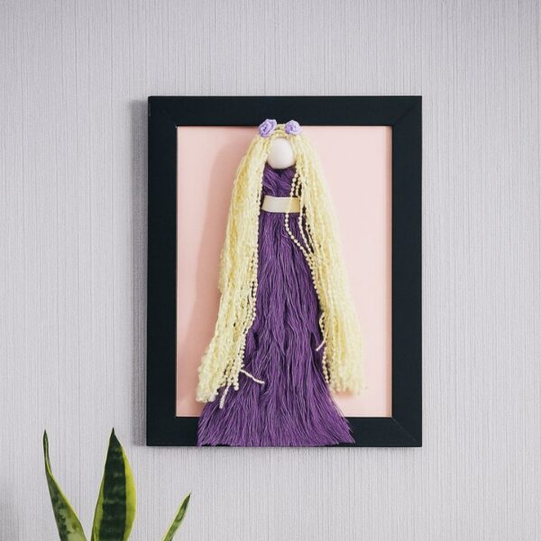 عروسک دست ساز مکرومه ای طرح فرشته