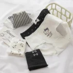شورت زنانه مدل پنبه ضد حساسیت طرح Meow بسته 5 عددی - Image 4