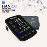 فشارسنج بازویی هانزو مدل U82 با کاف 22 تا 42 سانتی‌متر، نمایشگر LED چندرنگ، حافظه 199 رکورد برای 2 کاربر، هشدار آریتمی، نمایش تاریخ و میانگین نتایج، منبع انرژی برق و باتری، کیف ضد ضربه